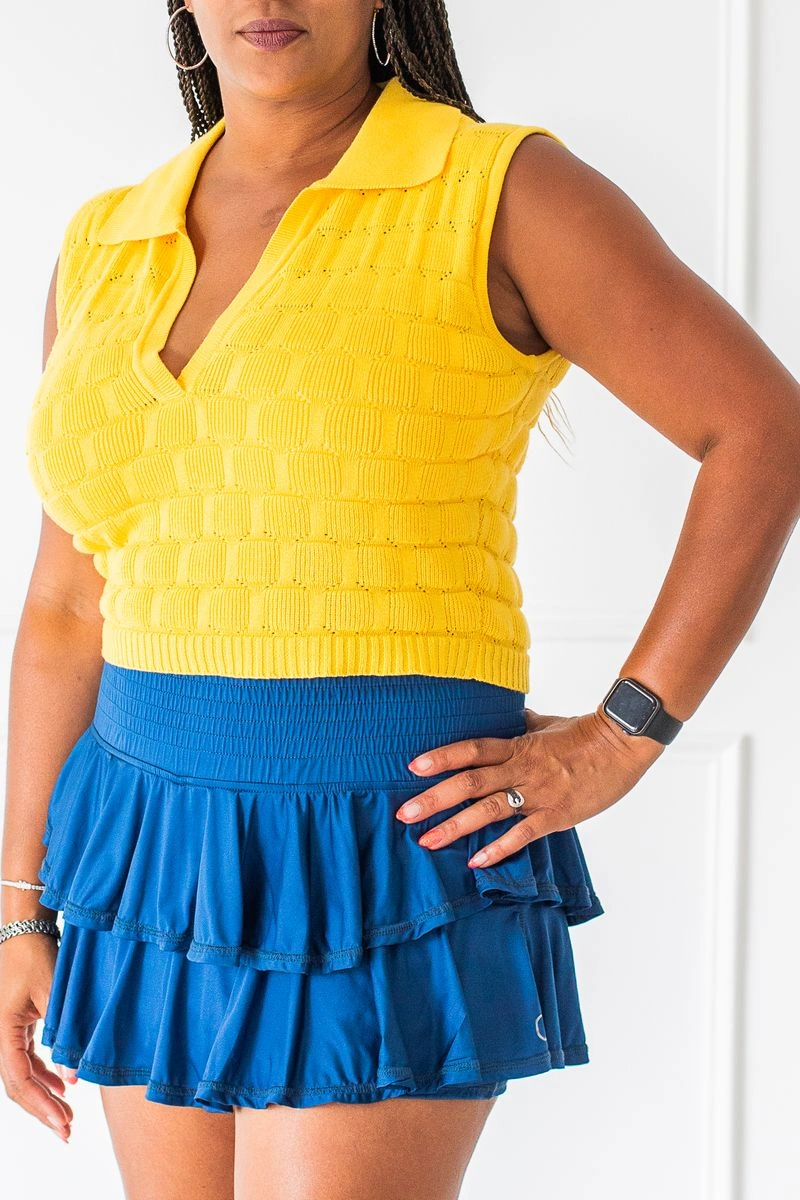 Anna Sweater: L'eleganza italiana avvolta in un abbraccio di morbidezza senza tempo!